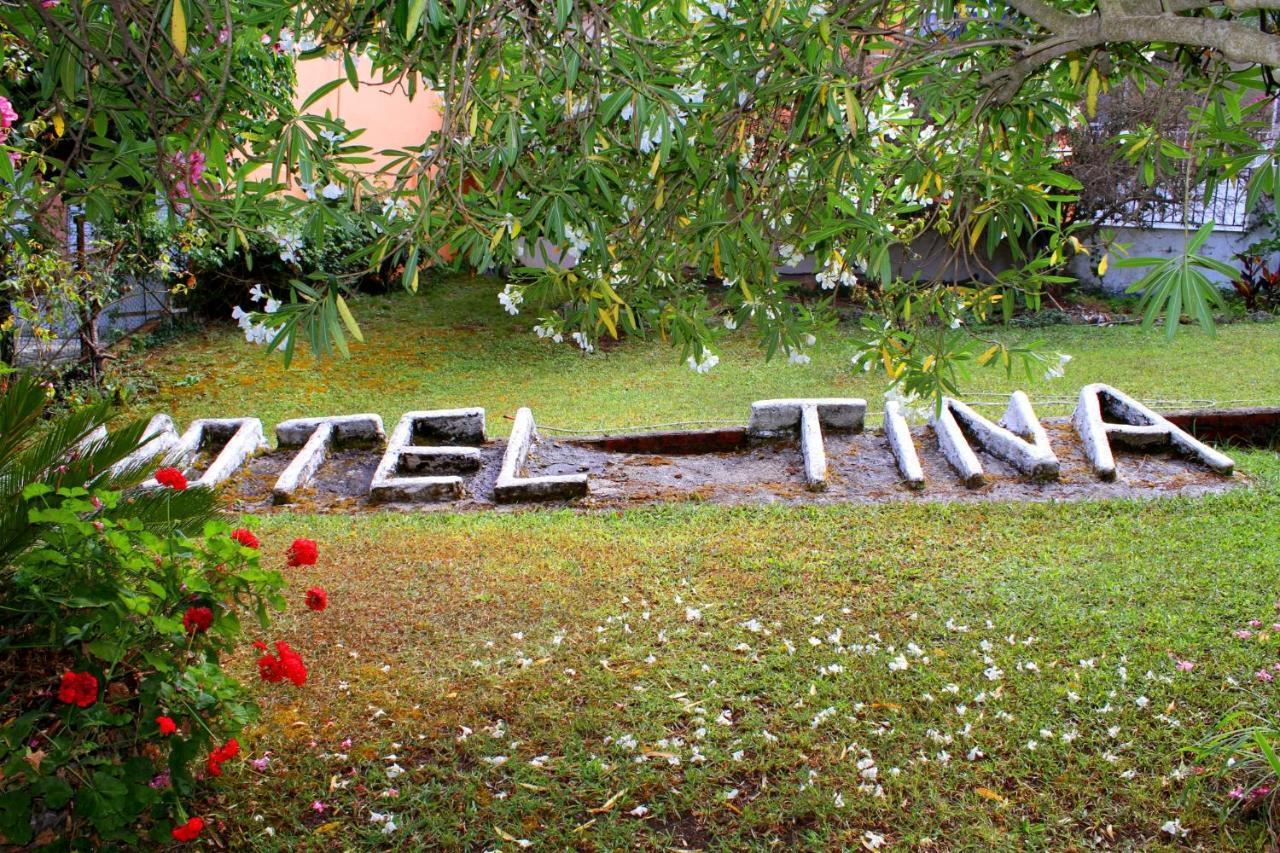 Tina Hotel Dassia  Ngoại thất bức ảnh
